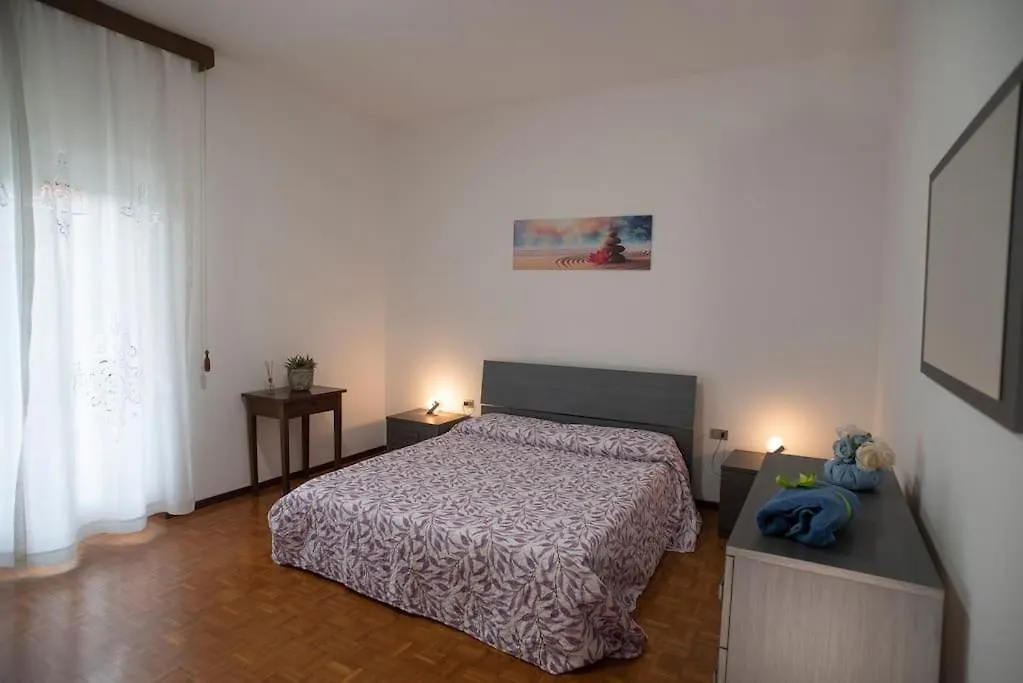 Casa Vacanze Mari, Paratico Feriehus