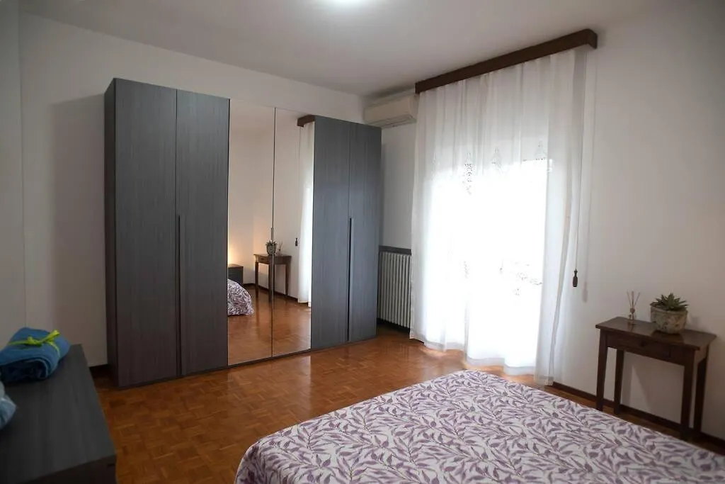 Casa Vacanze Mari, Paratico 0*,
